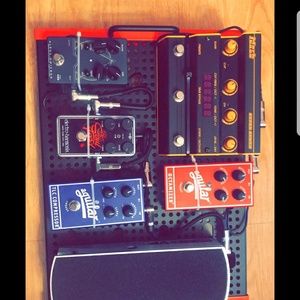 Meet your Posher, Moises